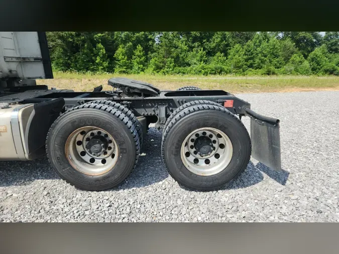 2018 Volvo VNL300