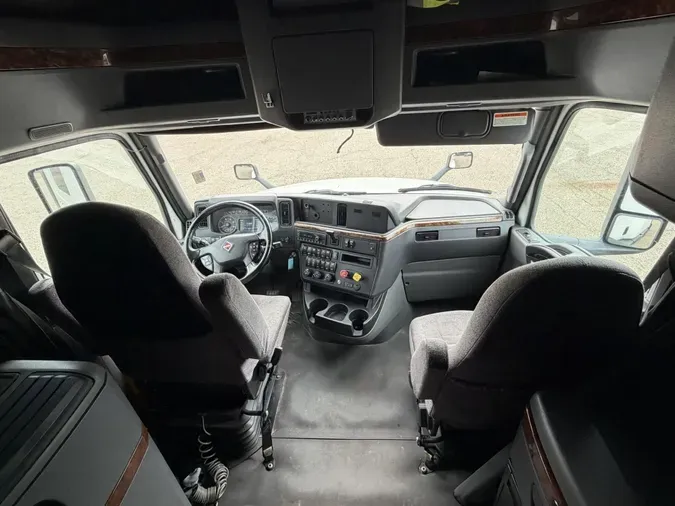 2022 International LT625