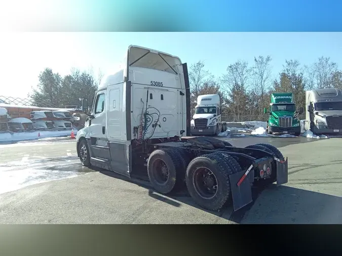 2022 Freightliner Cascadia 126
