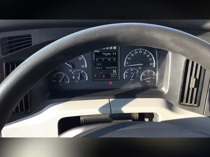 2021 Freightliner Cascadia 126