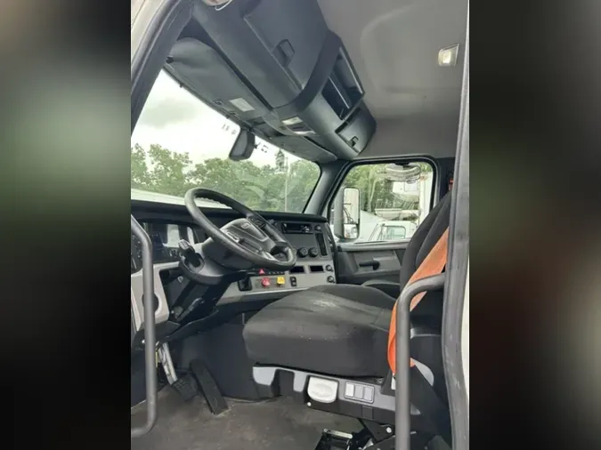 2020 FREIGHTLINER/MERCEDES NEW CASCADIA 1161bceecd0a75bb7da544d7f7b0e419fa2