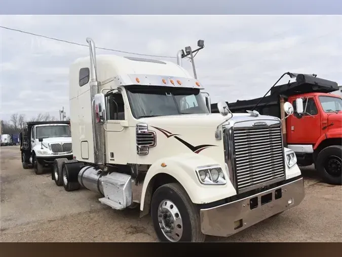 2012 FREIGHTLINER CORONADO 132