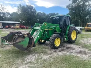 John Deere 6110