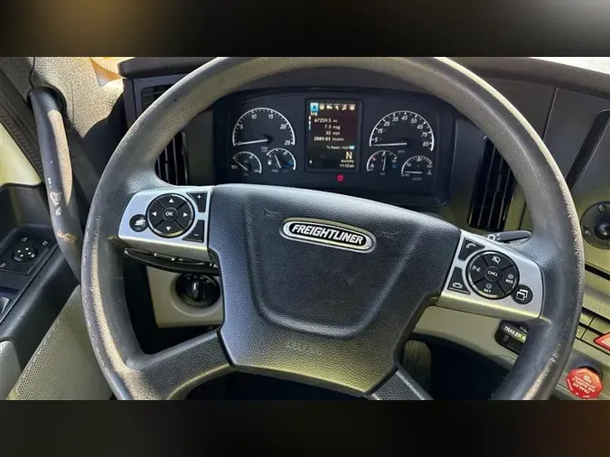2022 FREIGHTLINER CA126
