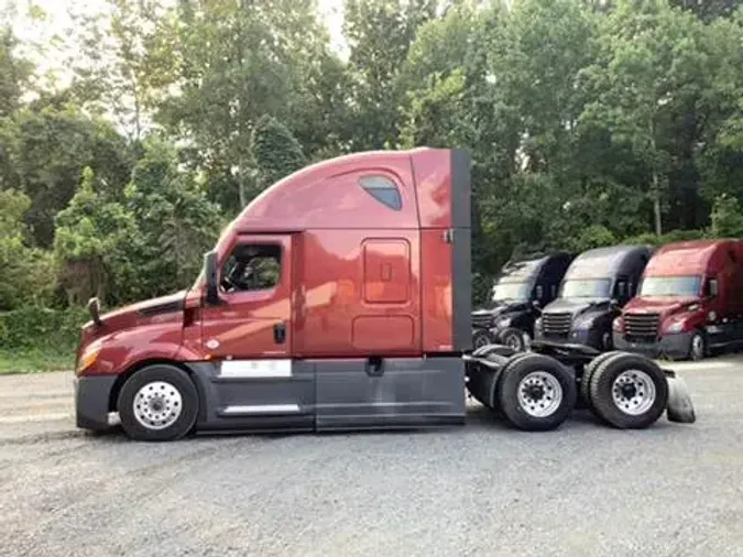 2023 Freightliner Cascadia