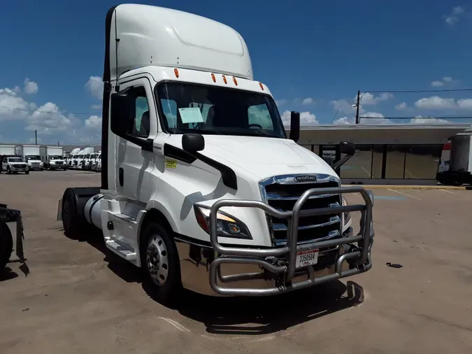 2019 FREIGHTLINER/MERCEDES NEW CASCADIA 116