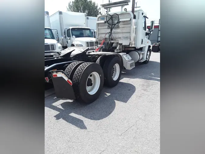 2015 FREIGHTLINER/MERCEDES CASCADIA 125