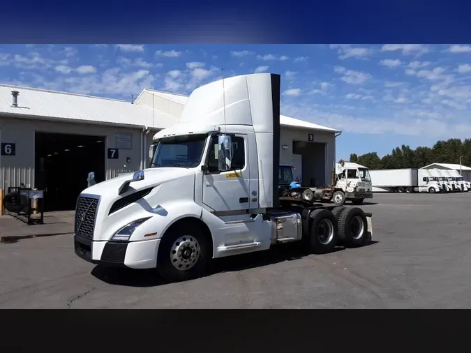 2018 Volvo VNL300