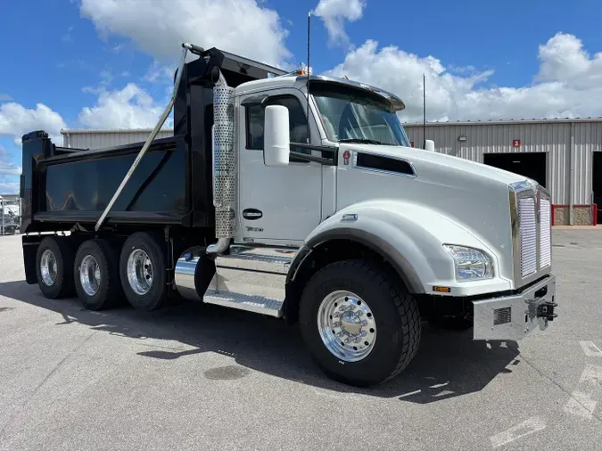 2026 Kenworth T880