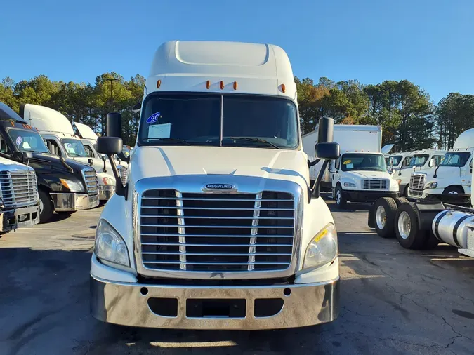 2019 FREIGHTLINER/MERCEDES CASCADIA 125