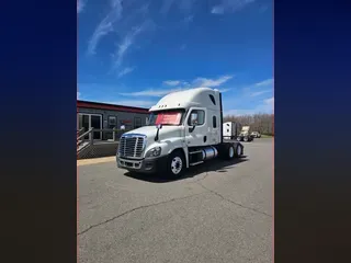 2019 FREIGHTLINER/MERCEDES CASCADIA 125