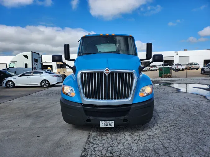 2019 NAVISTAR INTERNATIONAL LT625 DAYCAB T/A