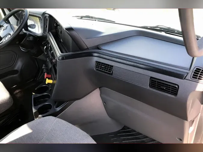 2021 INT LT625 6x4