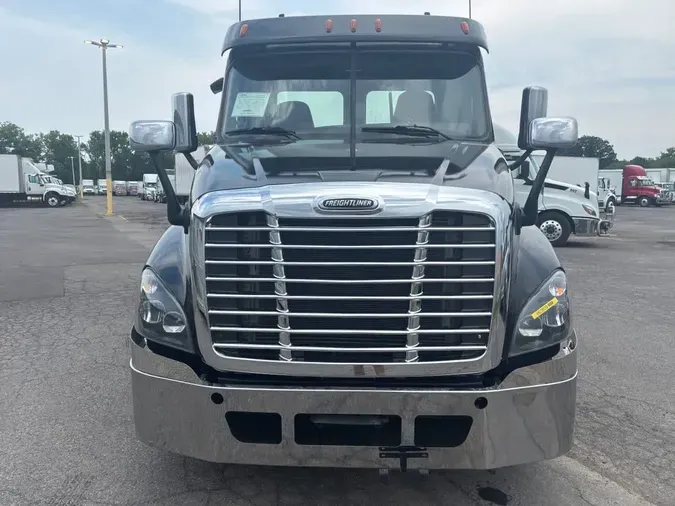 2019 FREIGHTLINER/MERCEDES CASCADIA 1251bfb5fe95738fbad7feb2a03c0177627