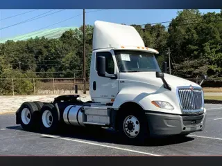 2019 INT LT625 6x4