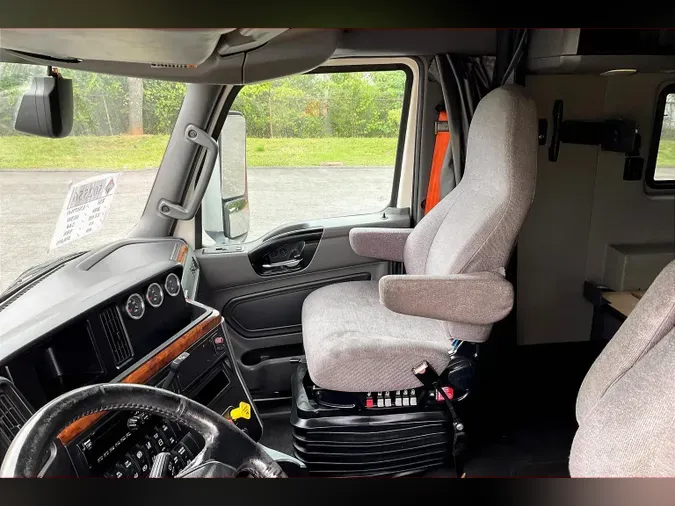 2020 INT LT625 6x4