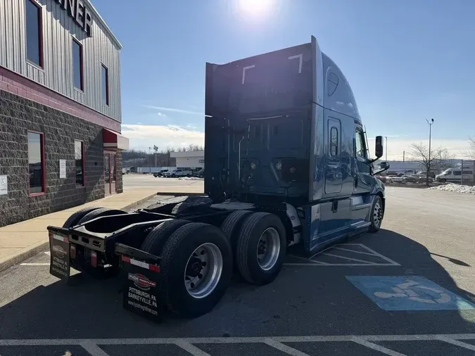 2022 Freightliner Cascadia&reg;