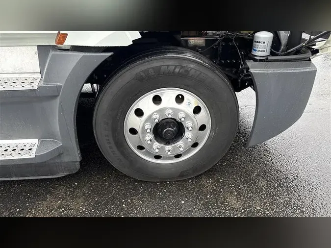 2021 FREIGHTLINER CA1261c024cb8a38ed10b04ec668a905c5a4c