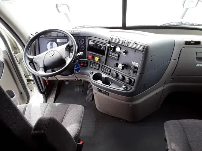 2020 FREIGHTLINER/MERCEDES CASCADIA 125