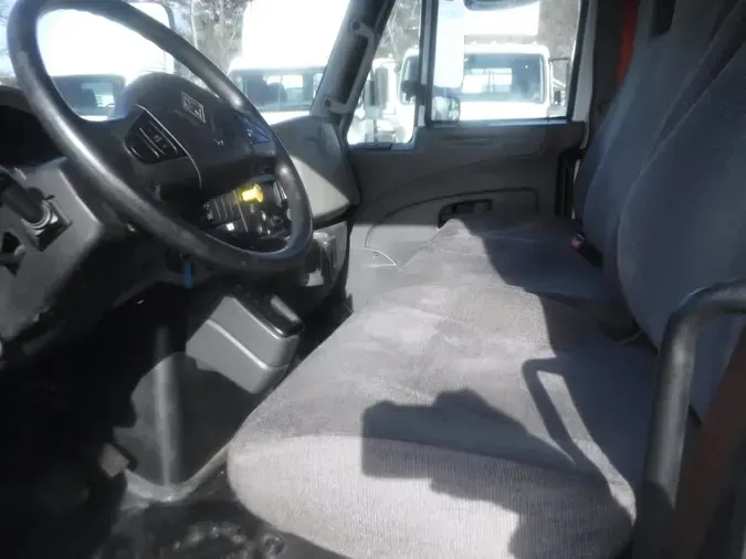 2017 NAVISTAR INTERNATIONAL 4300
