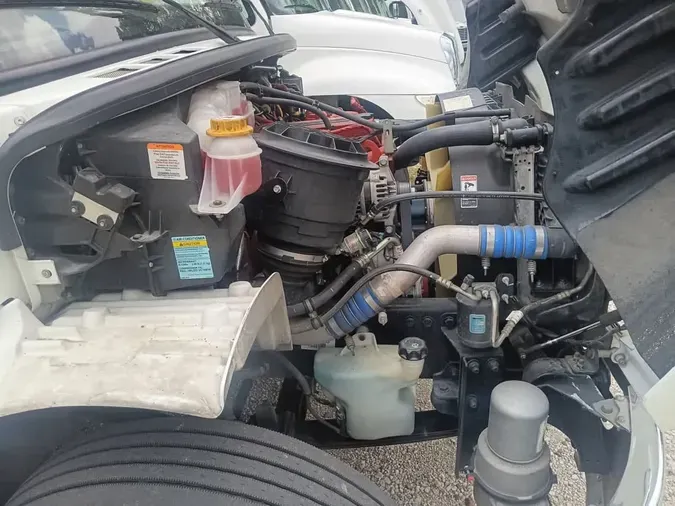 2021 FREIGHTLINER M2 106