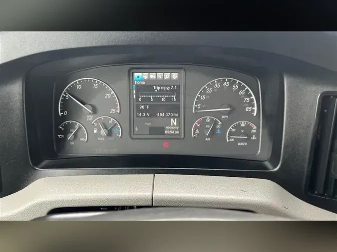 2021 FREIGHTLINER CA116