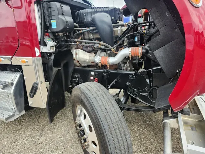 2018 FREIGHTLINER Coronado SD122