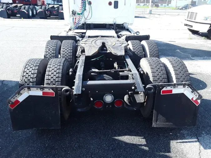 2017 FREIGHTLINER CASCADIA 125