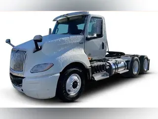 2018 International LT625