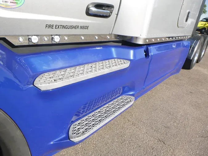 2022 Peterbilt 5791c0fee58d16630be5b705ef85bf85149