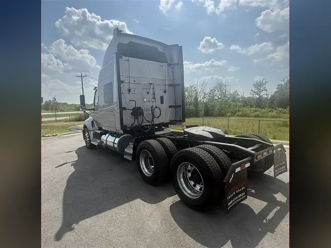 2021 INTERNATIONAL LT1c1a4a905b3f455530d48a86852fc839
