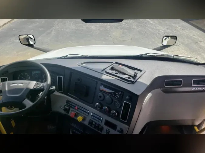 2021 Freightliner Cascadia