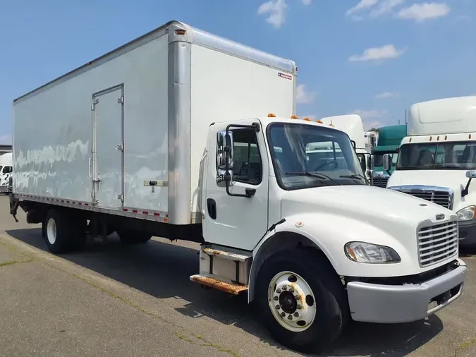 2019 FREIGHTLINER M2 106