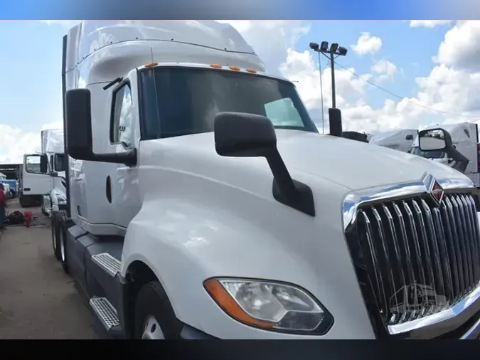 2019 INTERNATIONAL LT