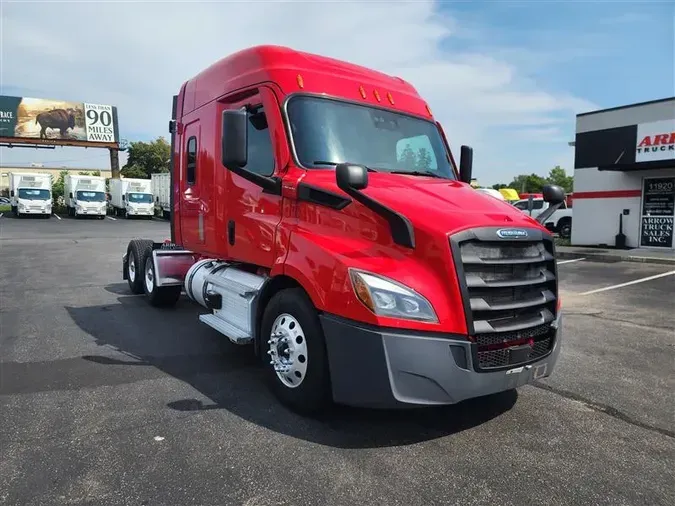 2021 FREIGHTLINER CA116