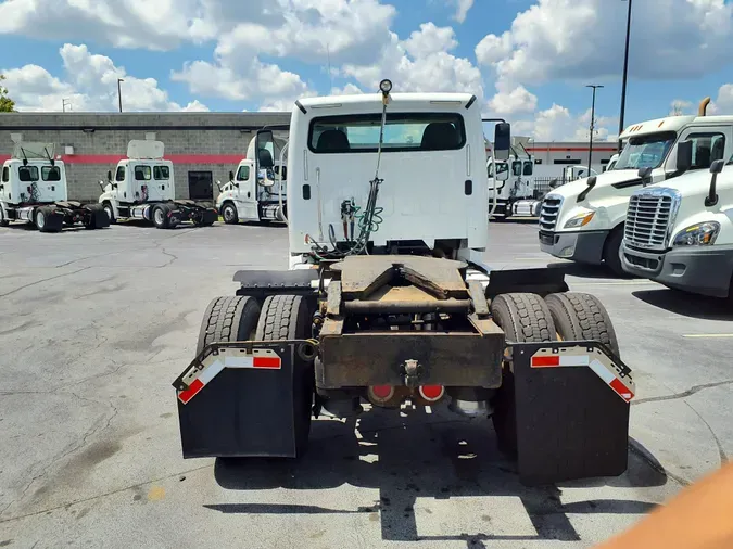 2017 FREIGHTLINER/MERCEDES M2 106