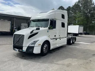 2019 VOLVO VNL64860