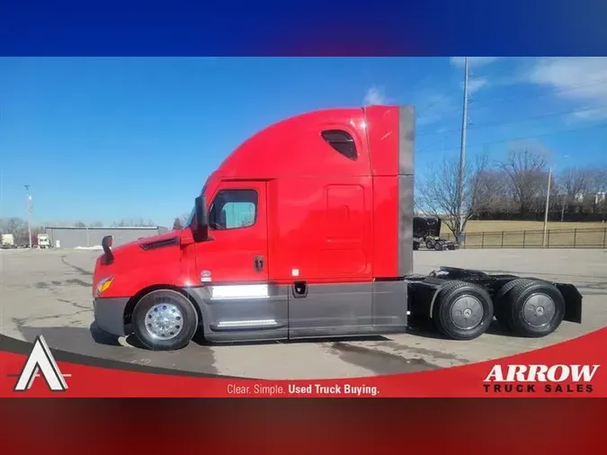 2021 FREIGHTLINER CA126