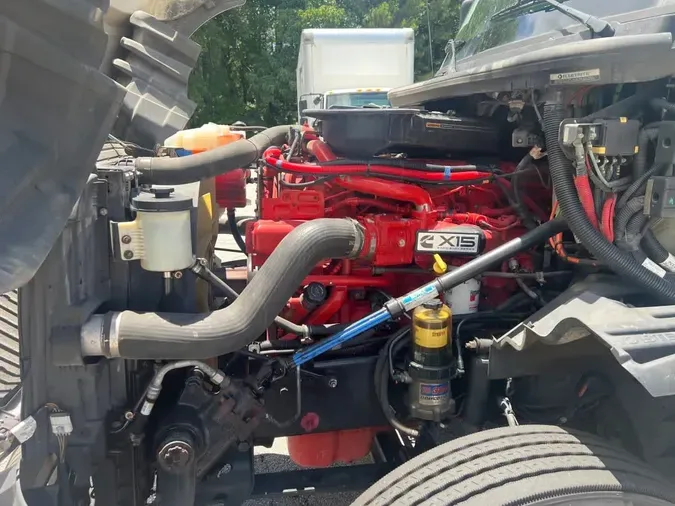 2019 NAVISTAR INTERNATIONAL LT625 SLPR CAB
