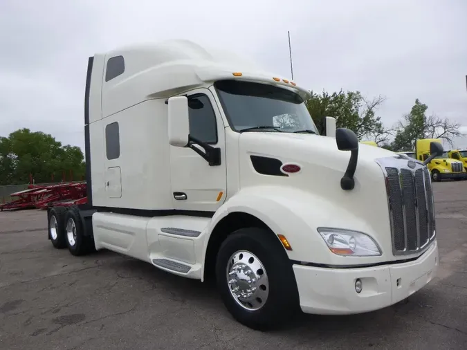2022 Peterbilt 579