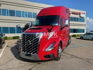 2025 VOLVO VNL64T860