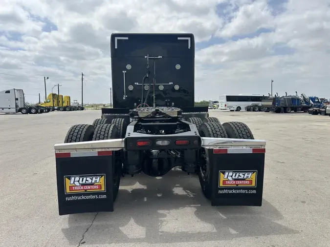 2020 Peterbilt 389