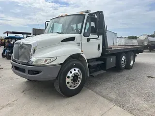 2013 INTERNATIONAL DURASTAR 4300