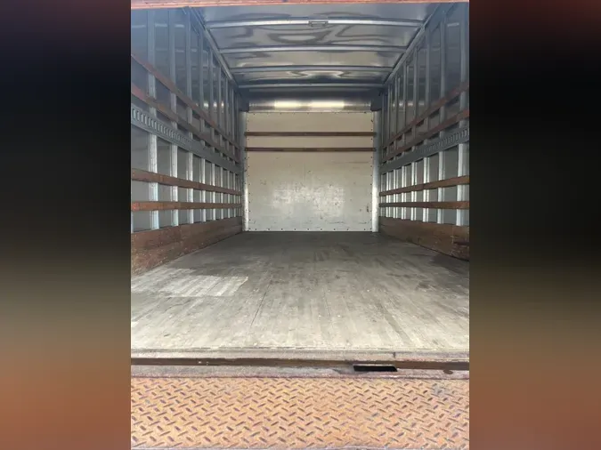 2019 ISUZU NPR HD1c3074e7e5e12b26750eb39b11daa5c8