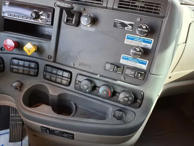 2020 FREIGHTLINER CASCADIA 125
