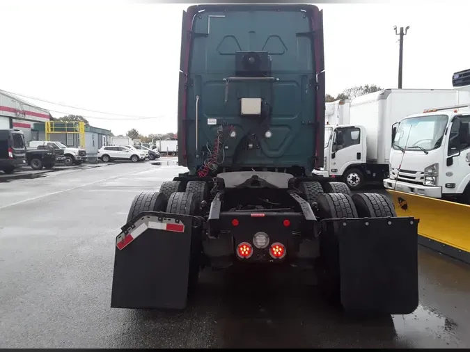 2018 FREIGHTLINER/MERCEDES CASCADIA 125