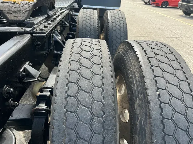 2020 Kenworth W990