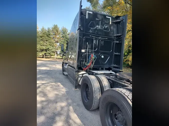 2021 FREIGHTLINER/MERCEDES NEW CASCADIA PX12664