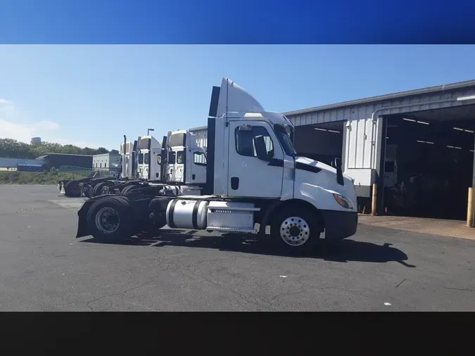2019 Freightliner Cascadia 1261c370ecba29b2e6f2002233539a9f002