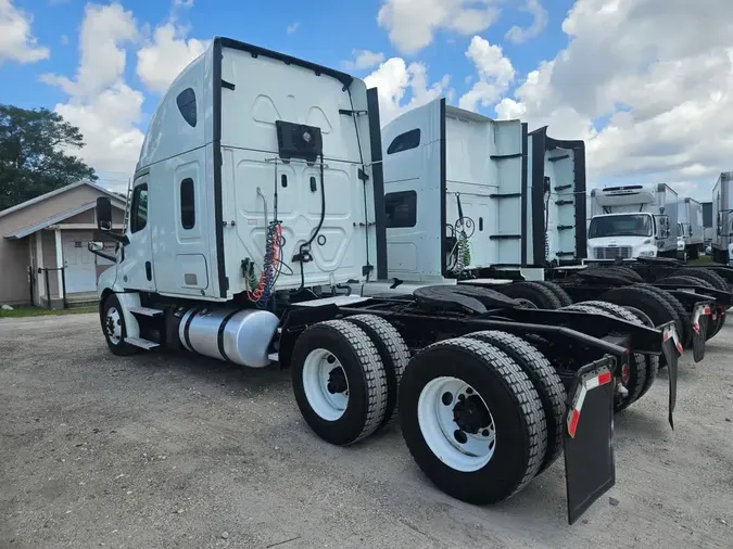 2022 FREIGHTLINER/MERCEDES NEW CASCADIA PX126641c37be6e859936c7d0eee9ca3522d260